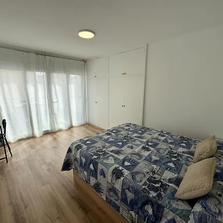 Roger Apartment *